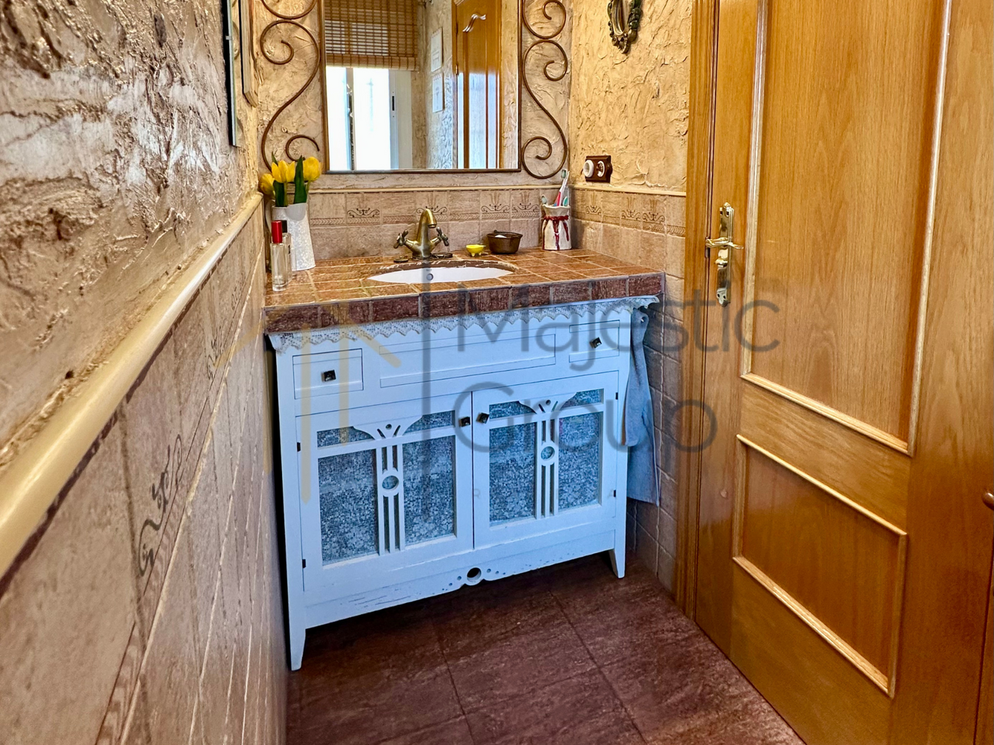 IMPRESIONANTE CHALET EN BOADILLA DEL MONTE