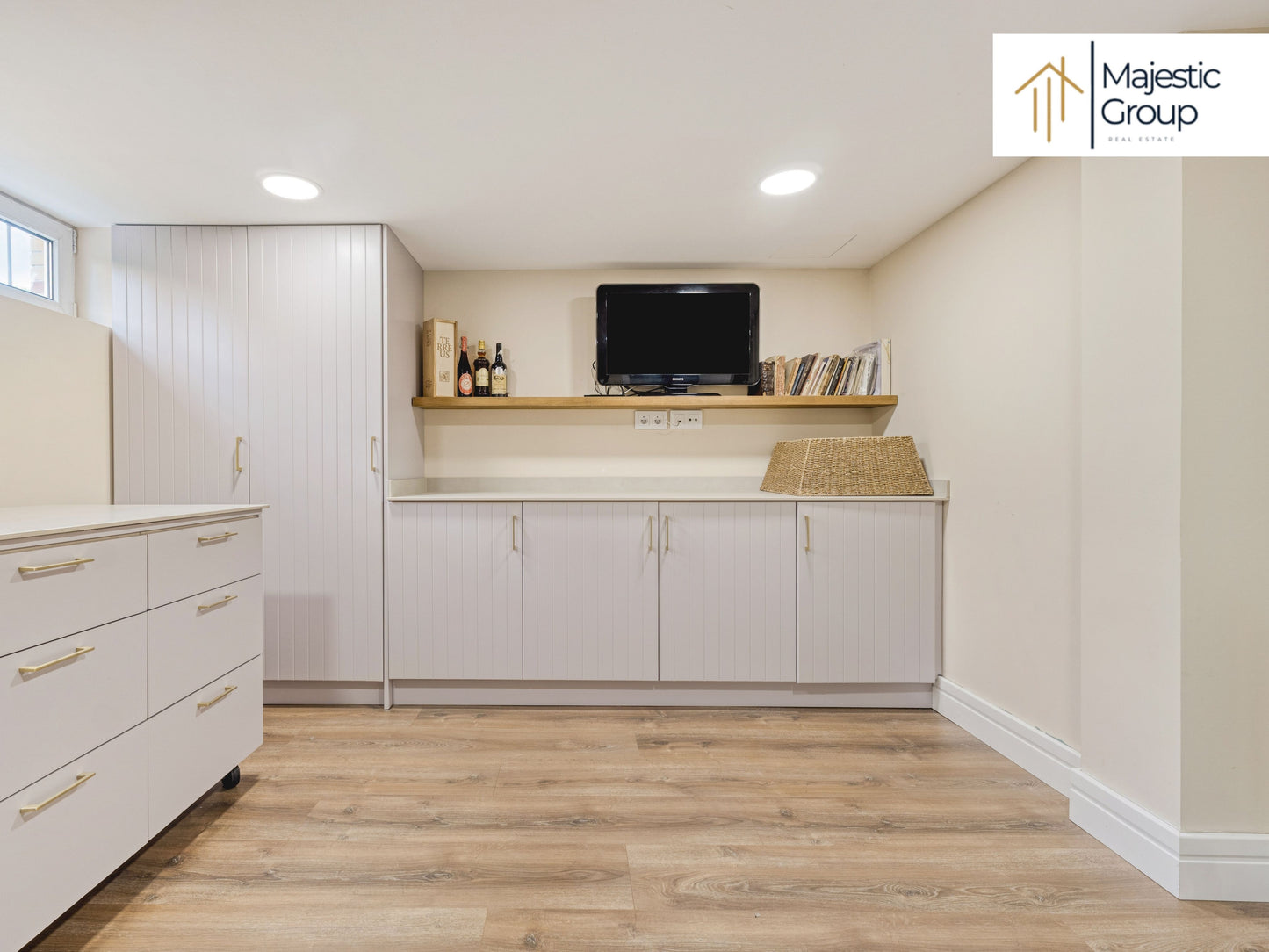 Chalet pareado en venta en Villanueva de la Cañada – Reformado y exclusivo | Majestic Group