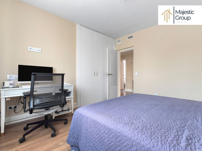 Chalet pareado en venta en Villanueva de la Cañada – Reformado y exclusivo | Majestic Group