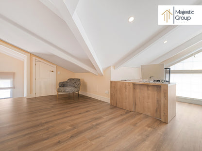 Chalet pareado en venta en Villanueva de la Cañada – Reformado y exclusivo | Majestic Group
